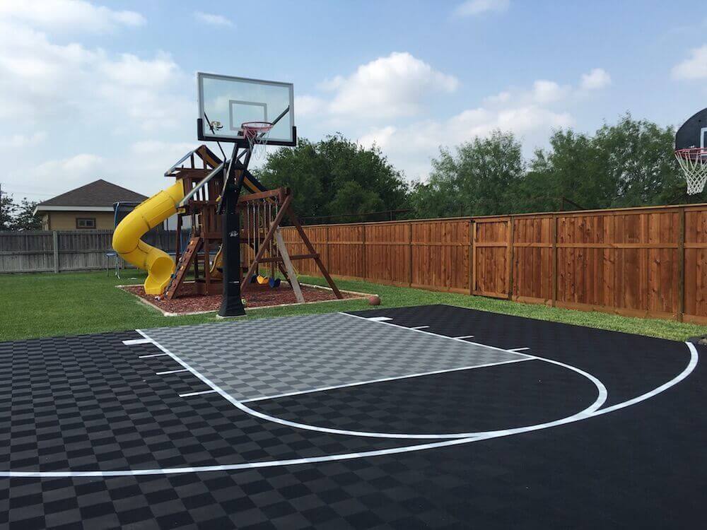 backyard-outdoor-basketball-court-black-gray