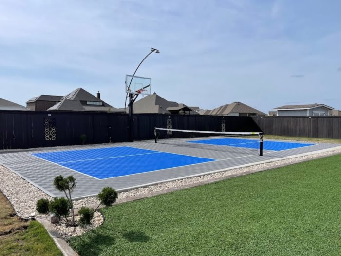 pickleball-blue-gray-court